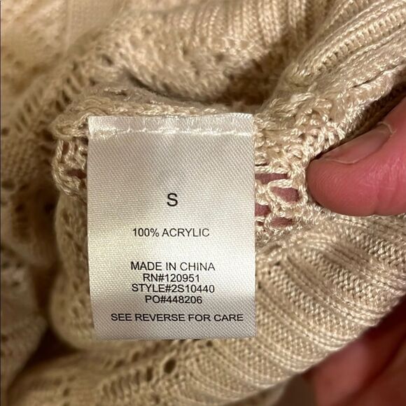 Hippie Rose Cream V-Neck Sweater - Picture 12 of 12